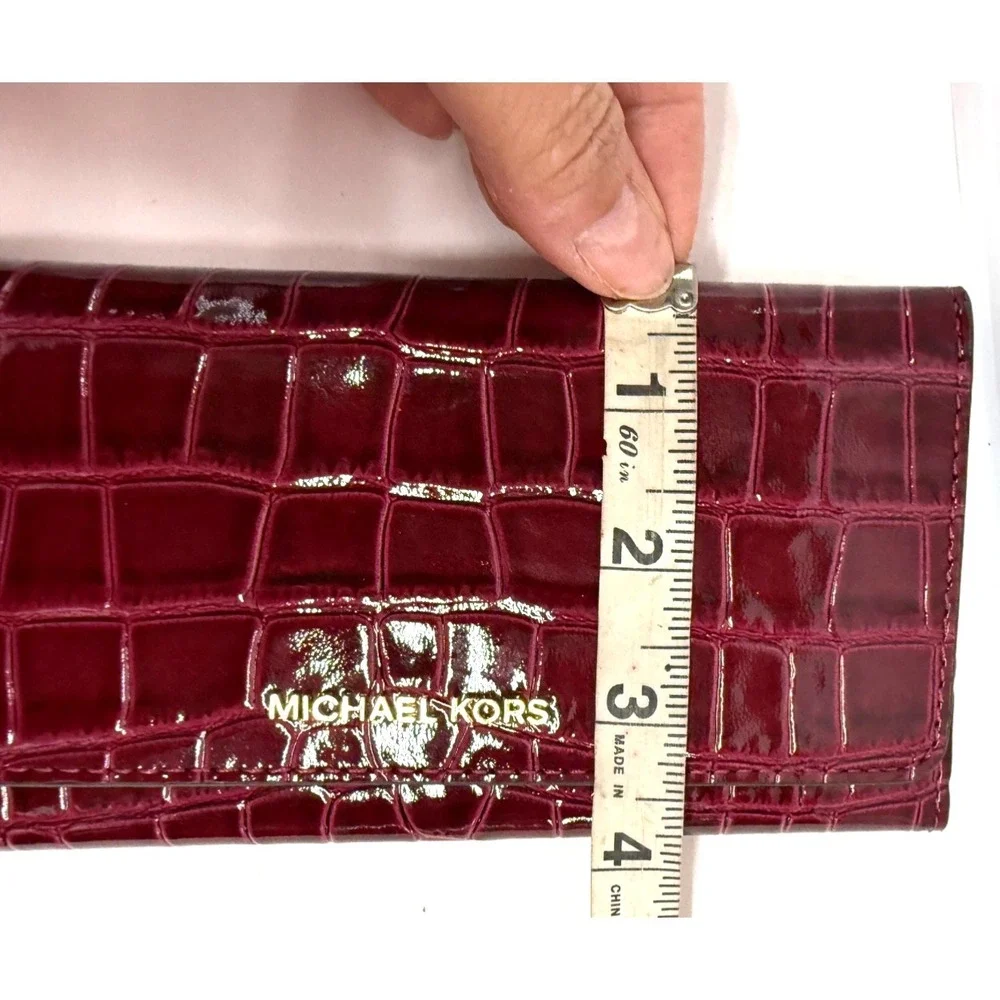 Michael Kors Jet Set MAGENTA PINK PATENT LEATHER CROCO‎ Wallet! Rare 7 x 4